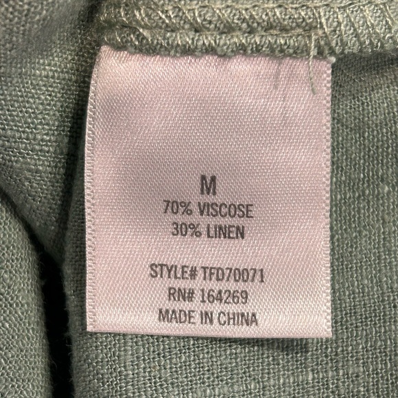 💦”Blue Rain” NWT Elegant Sage Green Wrap Detail Zip Back Mini Skirt💧 - Picture 10 of 11